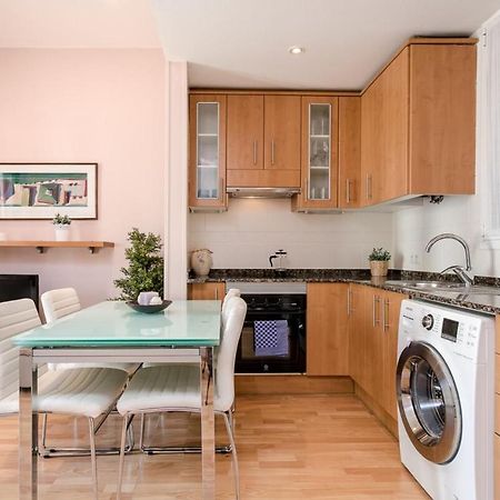 Fantastic 2 Bedroom 5 Minutes By Car From Plaza Catalunya Barcelona Exterior foto