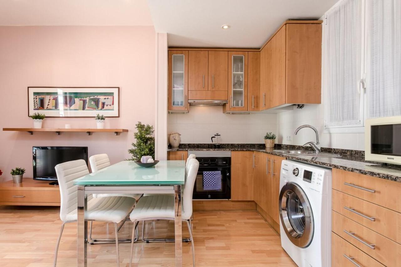Fantastic 2 Bedroom 5 Minutes By Car From Plaza Catalunya Barcelona Exterior foto