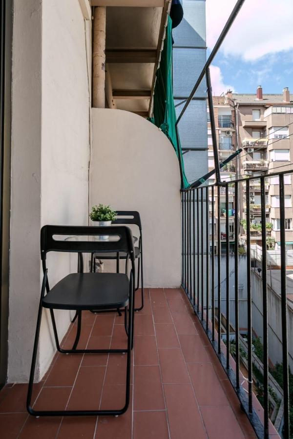 Fantastic 2 Bedroom 5 Minutes By Car From Plaza Catalunya Barcelona Exterior foto